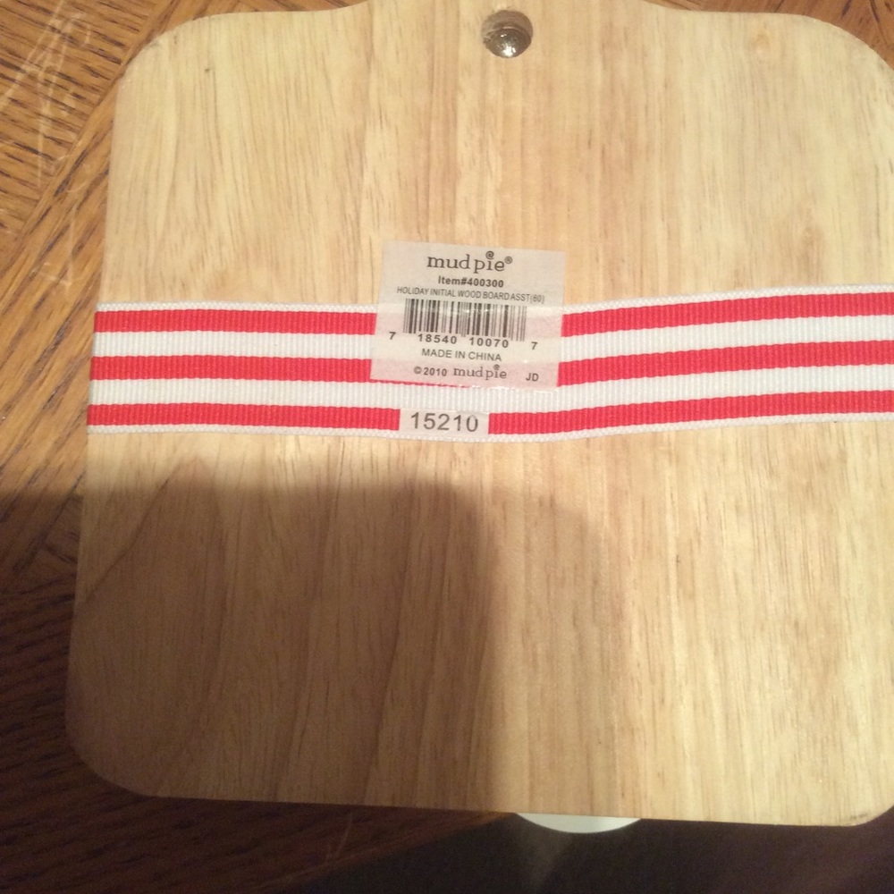 Mudpie Wooden Board with “A” initial - Picture 3 of 4